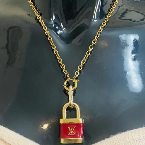 LV Red Padlock Charm Pendant Upcycled Gold Chunky Link Chain Statement Necklace - Picture 5 of 8